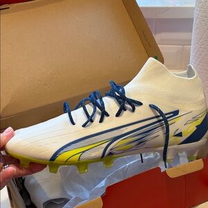 Puma White and Yellow Athletic Shoes
